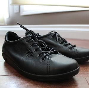 Ecco soft 2.0 lace-up shoe